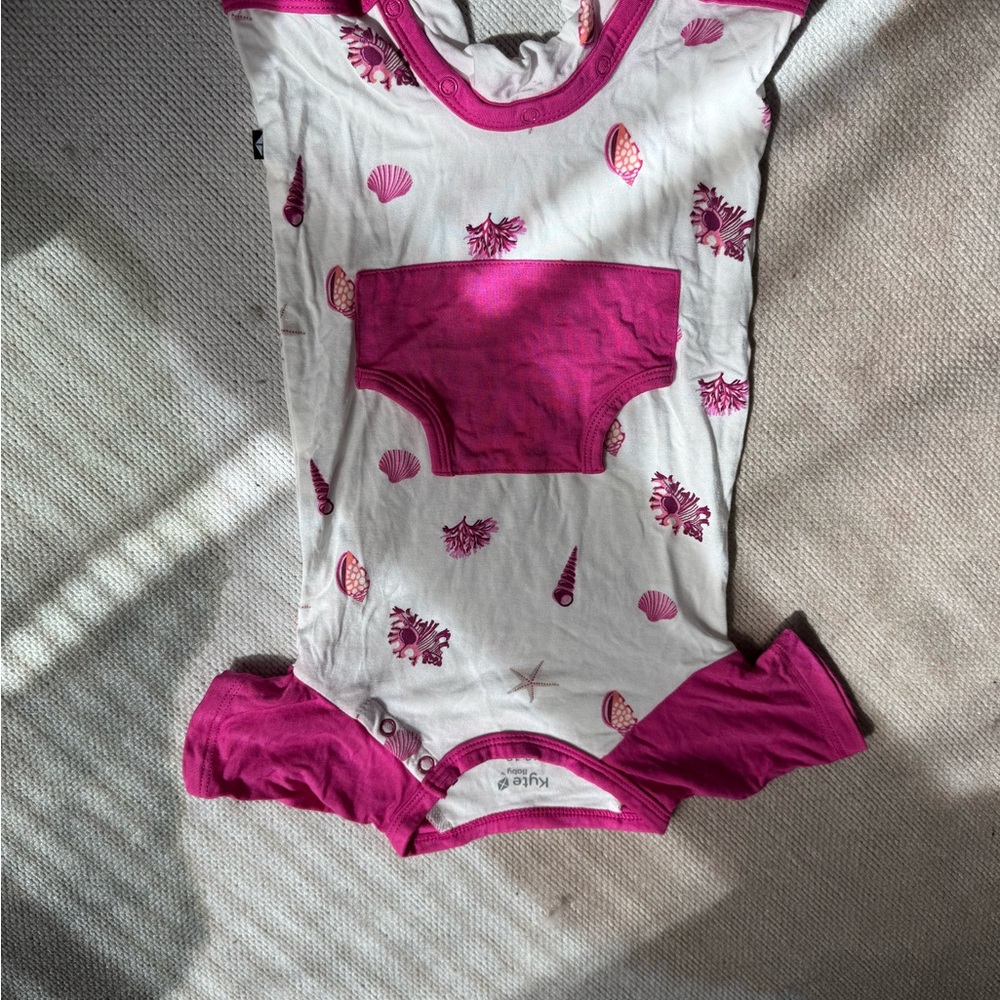 Kyte BABY shell short-all (new without tags)